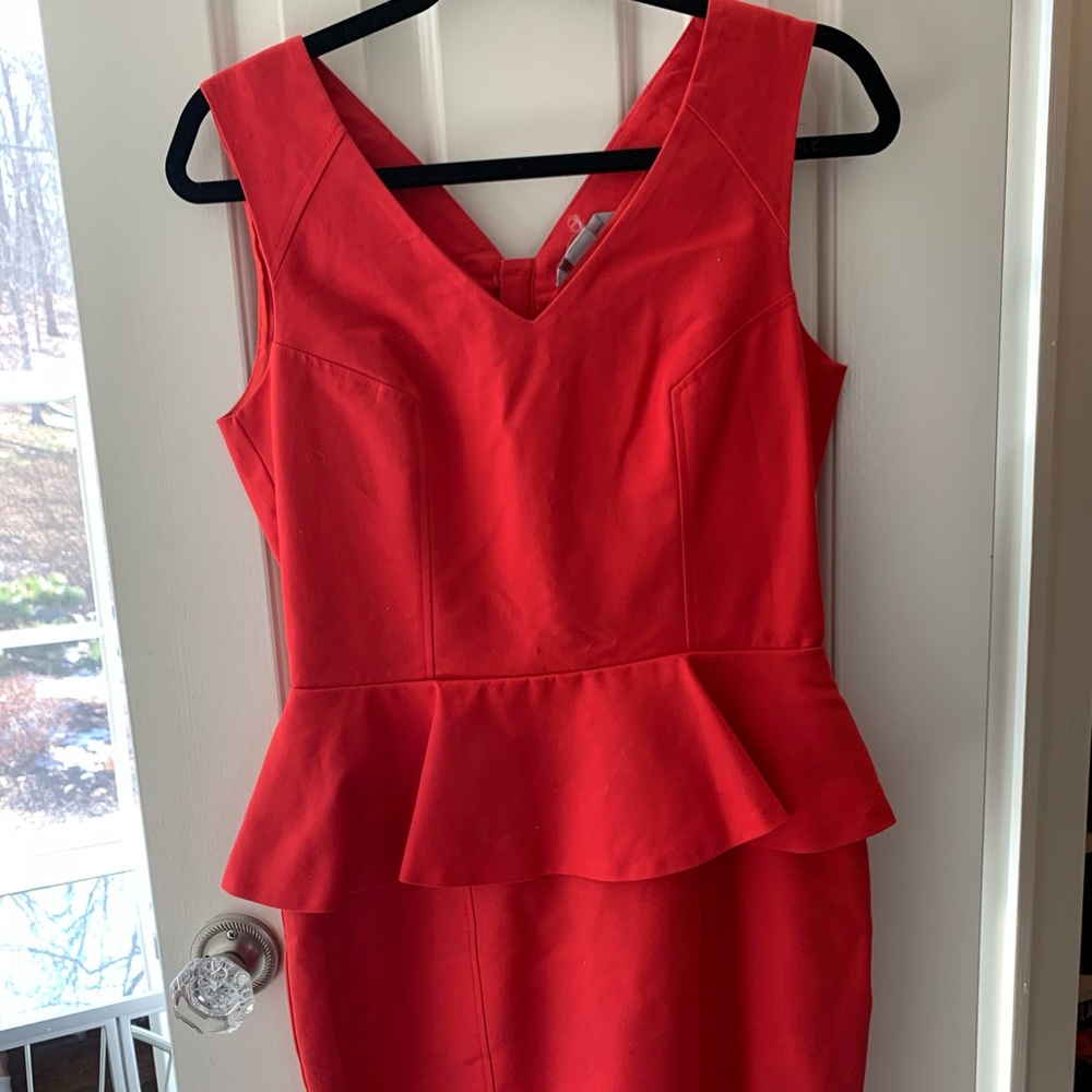 H&M coral peplum dress, size tag ripped out - think size 6-8